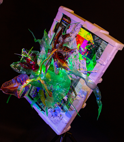 [dNASAb] Video Sculpture "Obscene Plasticene Daydream; LCD Bloom #2" video sculpture 2020